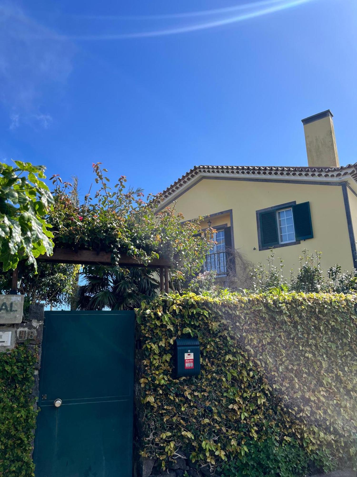Homestay Casa Palmeiras Sao Vicente Ferreira