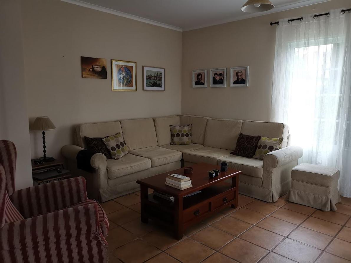 Homestay Casa Palmeiras *